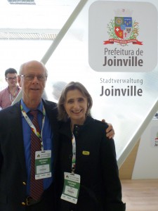 Burghard Lueers mit Sekretaerin Joinville Romy Dunzinger